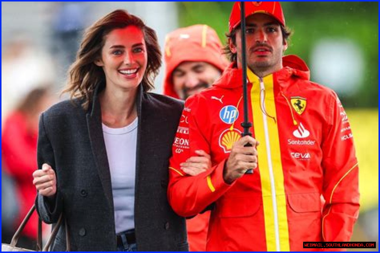 Carlos Sainz: Meet The Stunning Girlfriend Of The Formula 1 Star